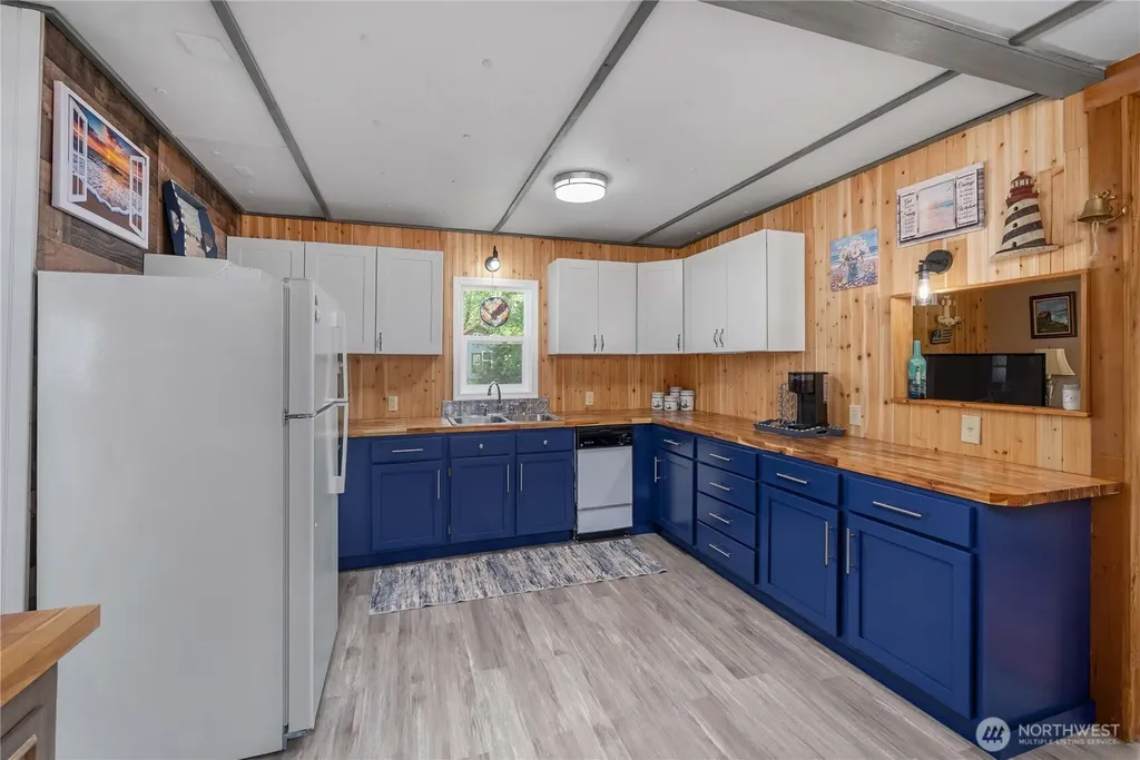 2530 State Route 109 Ocean City WA 98569