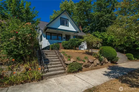 319 29th Avenue Seattle WA 98122