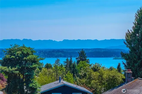319 29th Avenue Seattle WA 98122