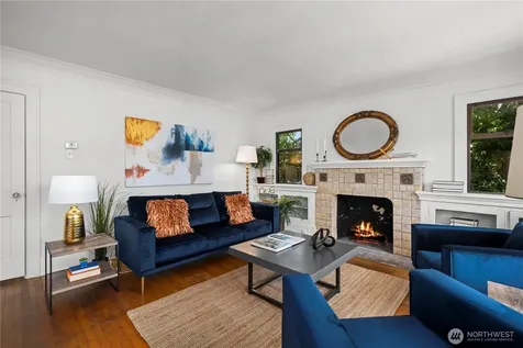 319 29th Avenue Seattle WA 98122