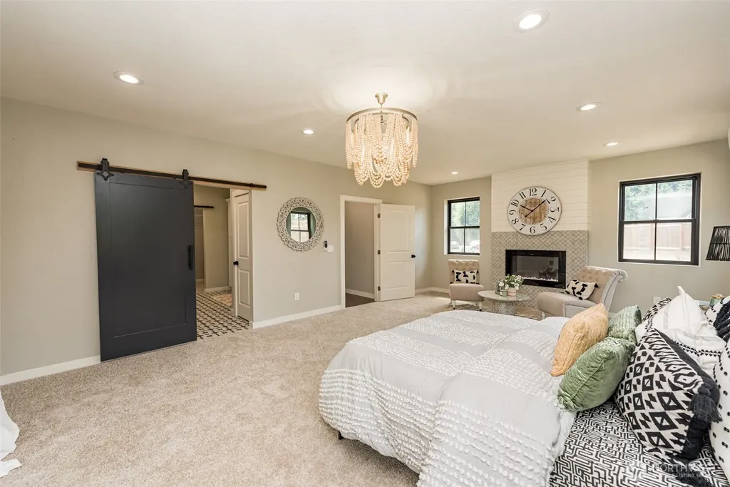 1725 Woodcock Road Sequim WA 98382