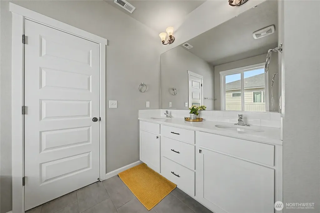 738 I Street NE Quincy WA 98848