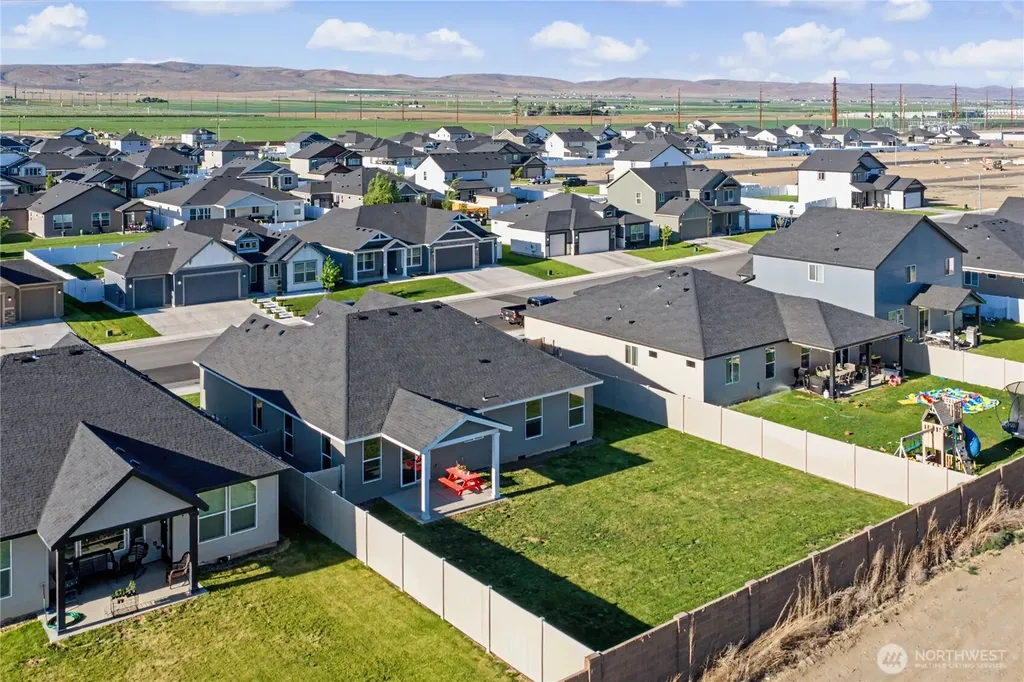 738 I Street NE Quincy WA 98848