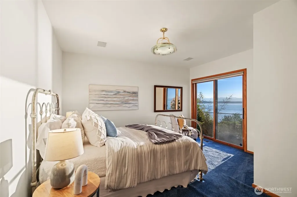 9233 Olympic View Drive Edmonds WA 98020