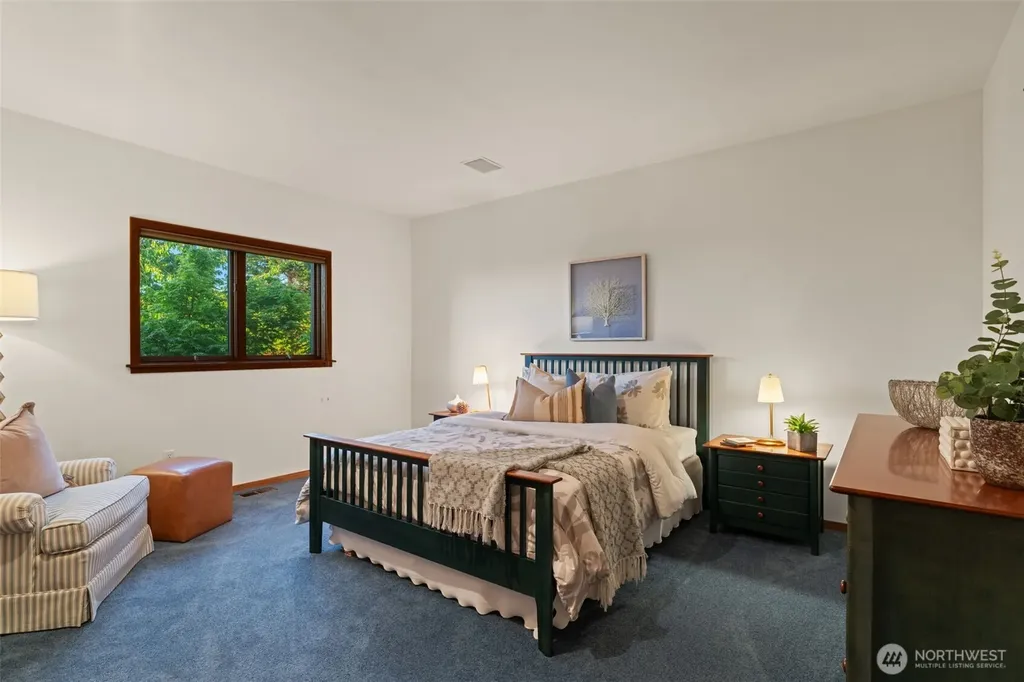 9233 Olympic View Drive Edmonds WA 98020
