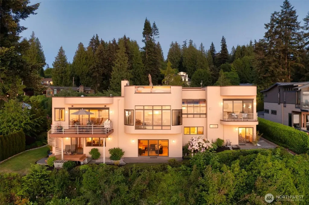 9233 Olympic View Drive Edmonds WA 98020