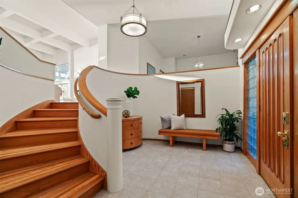 9233 Olympic View Drive Edmonds WA 98020