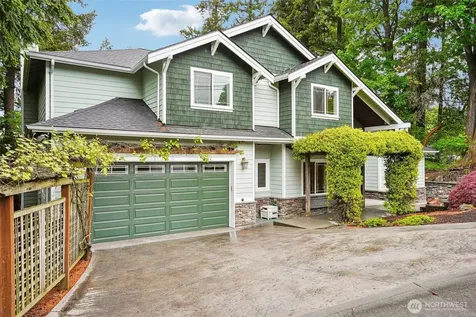 13128 SE Newport Way Bellevue WA 98006