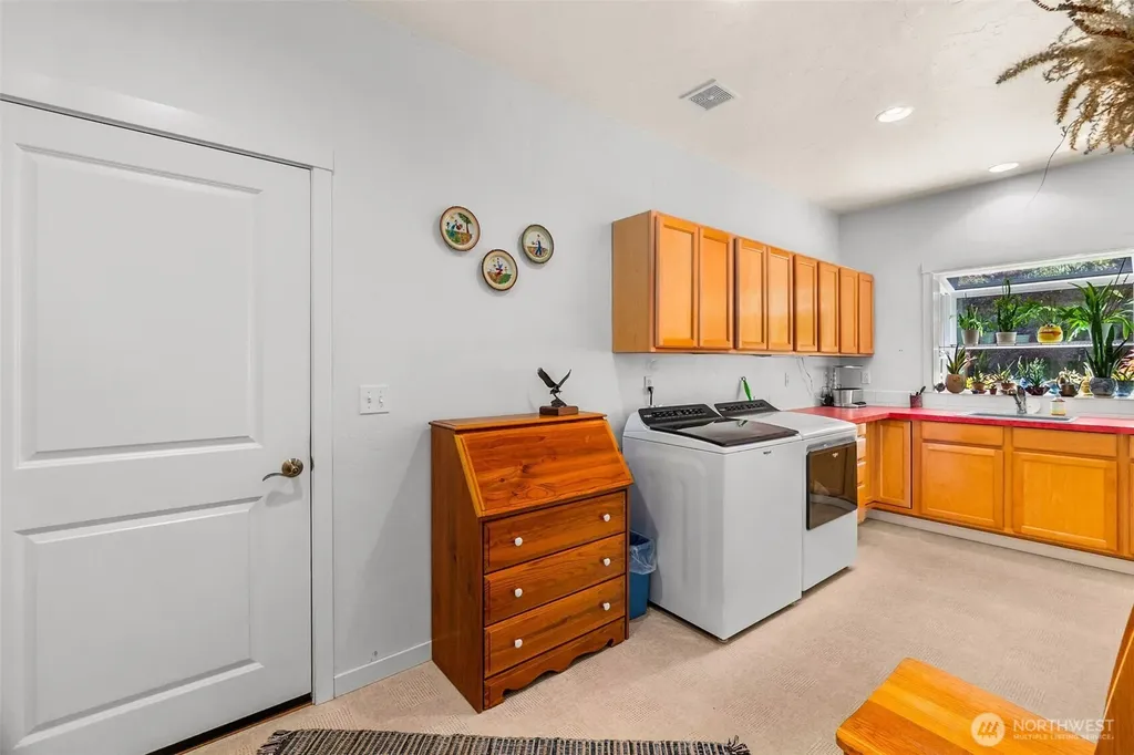 5714 Capitol Forest Drive SW Olympia WA 98512