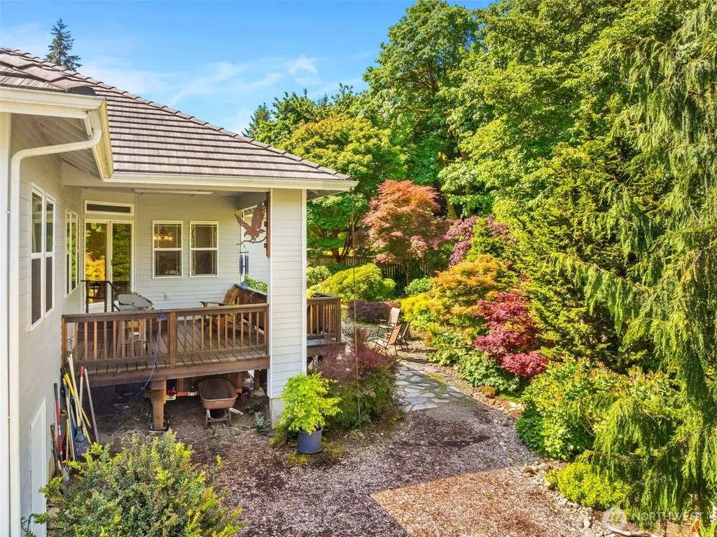5714 Capitol Forest Drive SW Olympia WA 98512