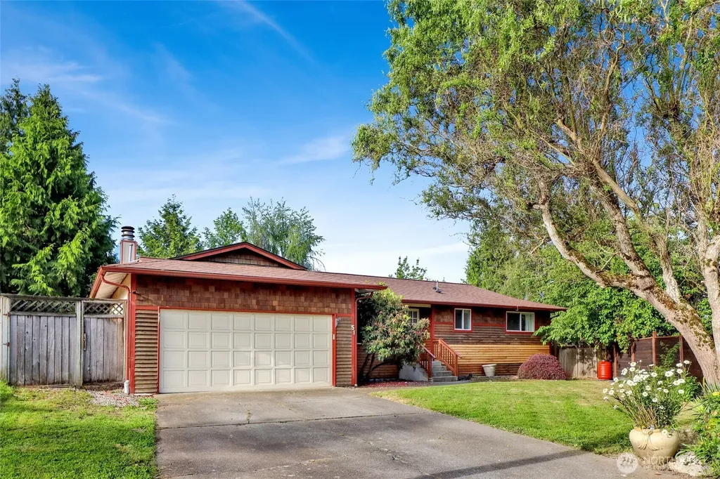 51 Drayton Court Blaine WA 98230