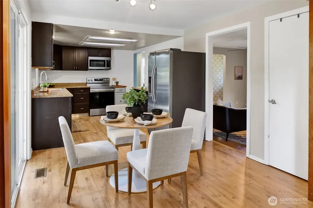 51 Drayton Court Blaine WA 98230