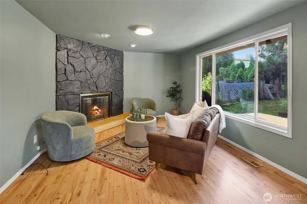 51 Drayton Court Blaine WA 98230