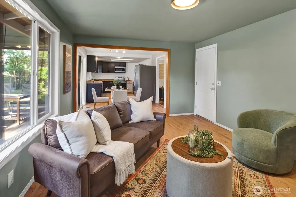 51 Drayton Court Blaine WA 98230