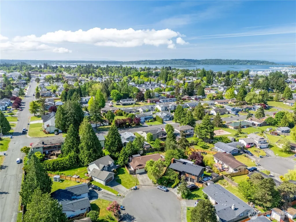 51 Drayton Court Blaine WA 98230