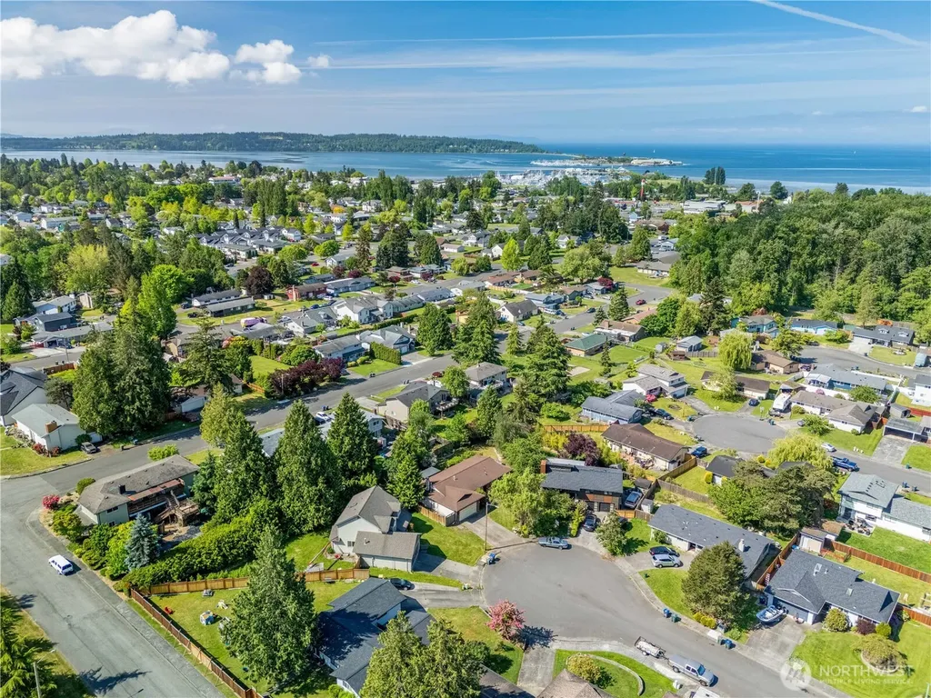 51 Drayton Court Blaine WA 98230