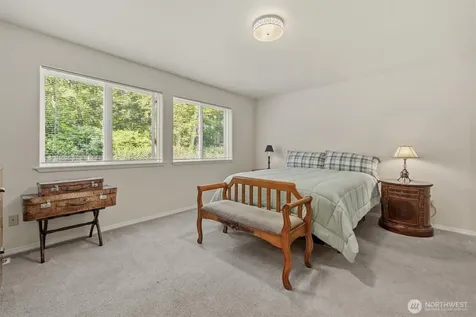 2021 Doe Drive Oak Harbor WA 98277