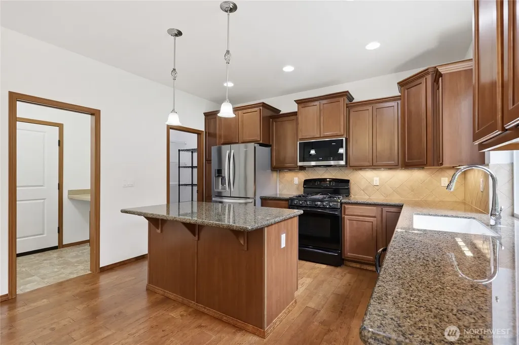 7260 Alpenview Place NW Seabeck WA 98380