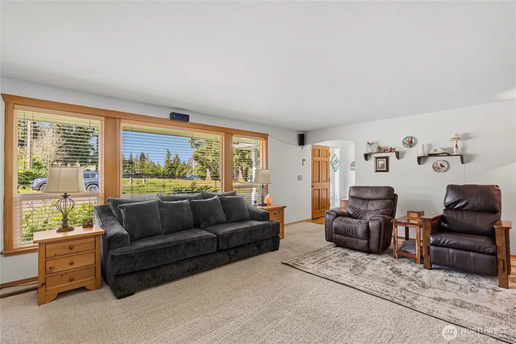 1812 74th Street SE Everett WA 98203