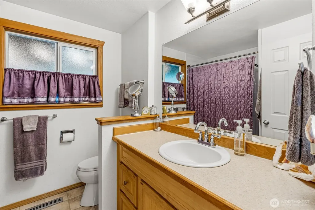 1812 74th Street SE Everett WA 98203