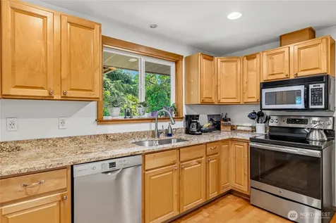 1812 74th Street SE Everett WA 98203