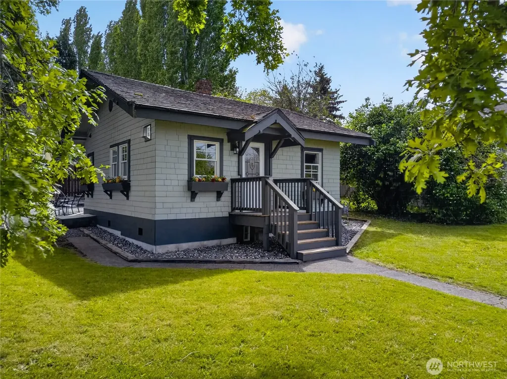 501 35th Street Anacortes WA 98221