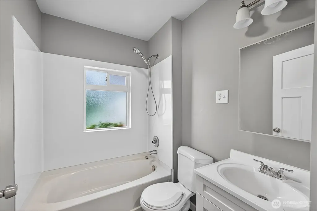 501 35th Street Anacortes WA 98221