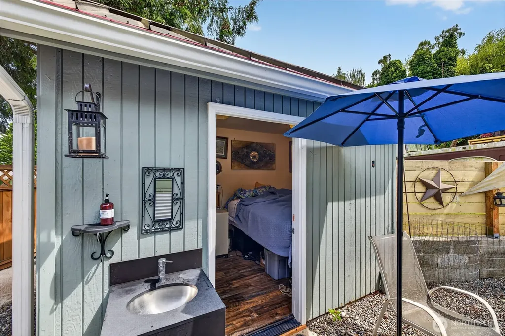 501 35th Street Anacortes WA 98221