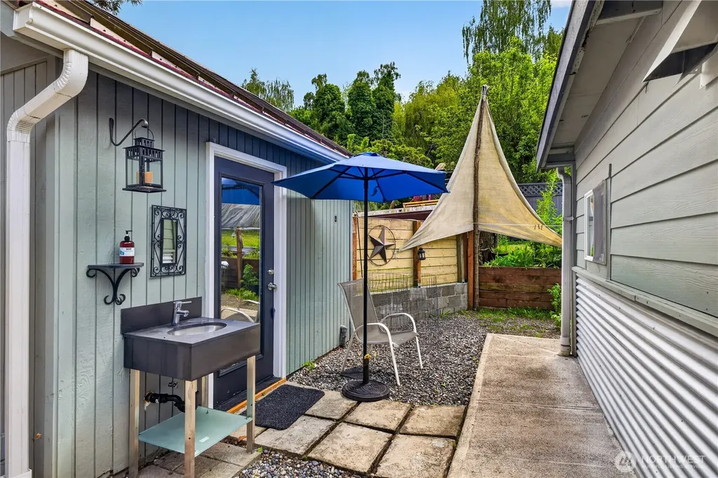 501 35th Street Anacortes WA 98221