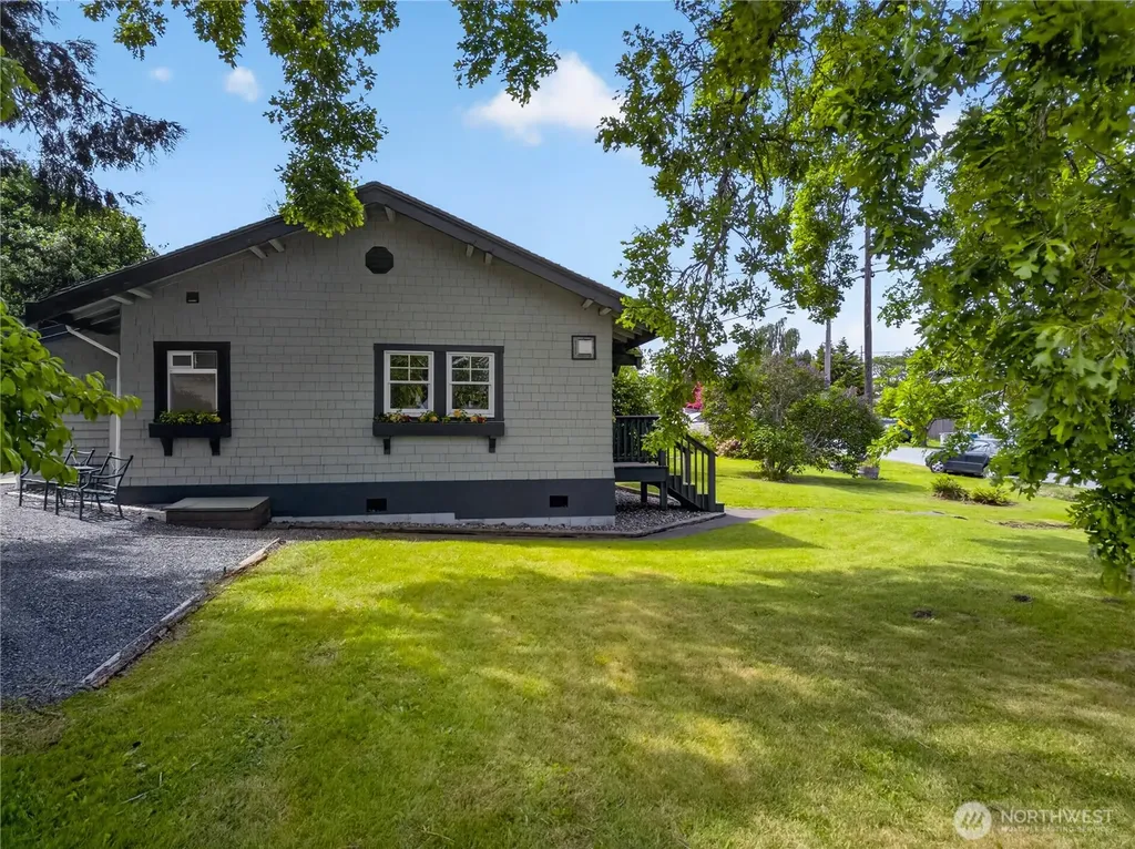 501 35th Street Anacortes WA 98221