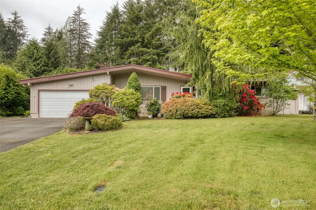 611 N 6th Street Montesano WA 98563