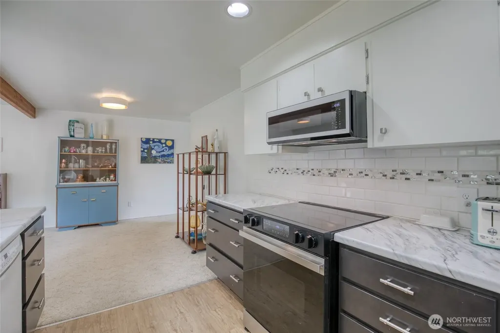 611 N 6th Street Montesano WA 98563