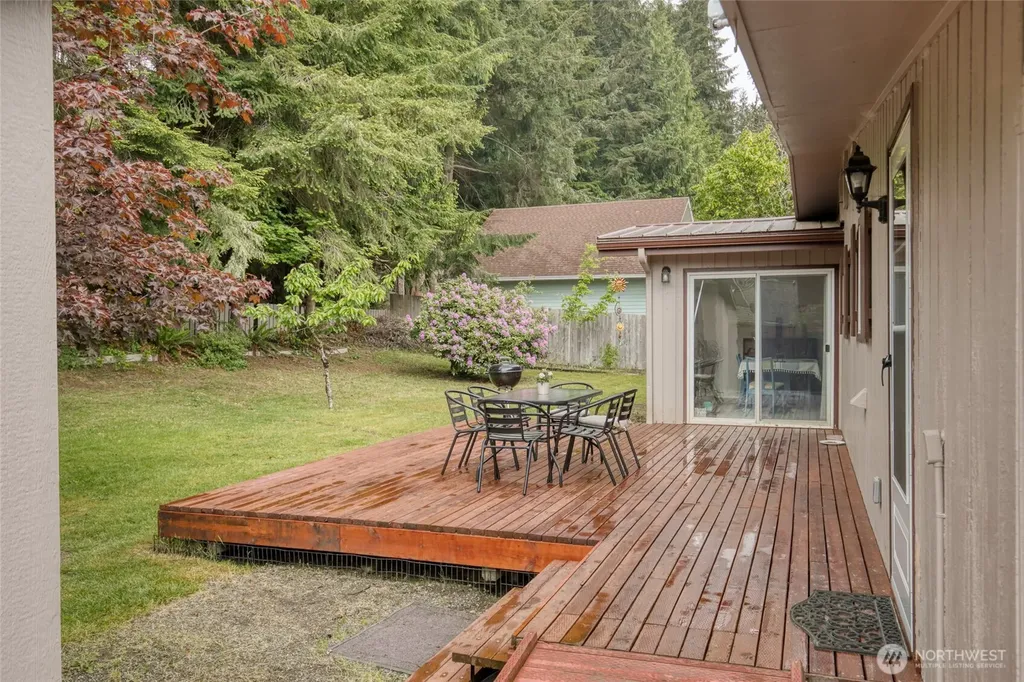 611 N 6th Street Montesano WA 98563