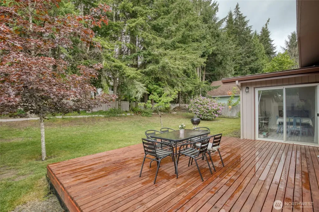 611 N 6th Street Montesano WA 98563