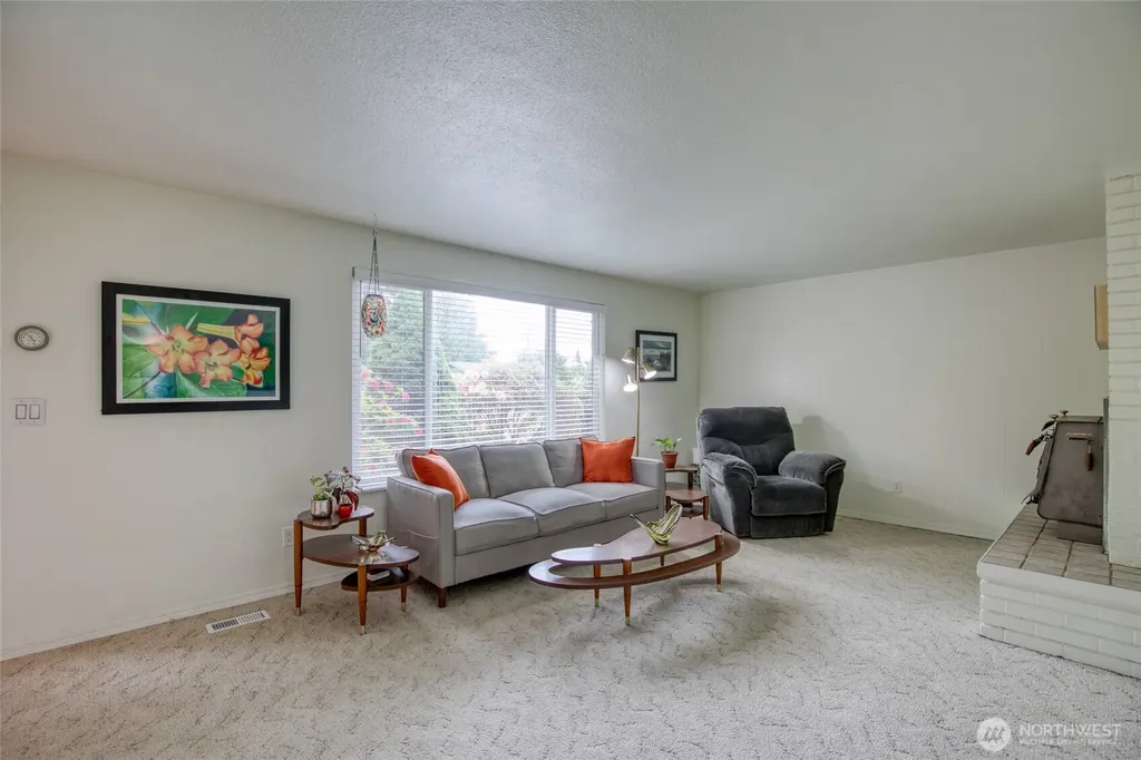 611 N 6th Street Montesano WA 98563