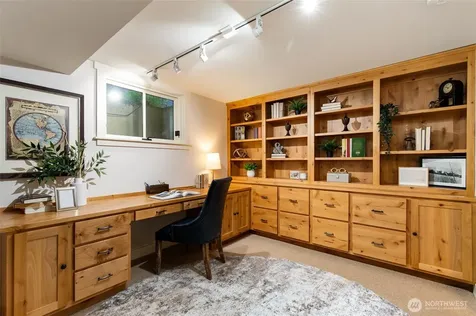 2017 36th Avenue W Seattle WA 98199