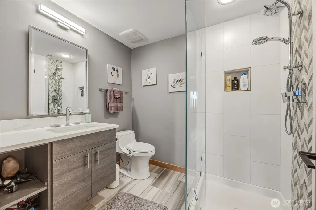 111 Hawks Meadow Road Chelan WA 98816