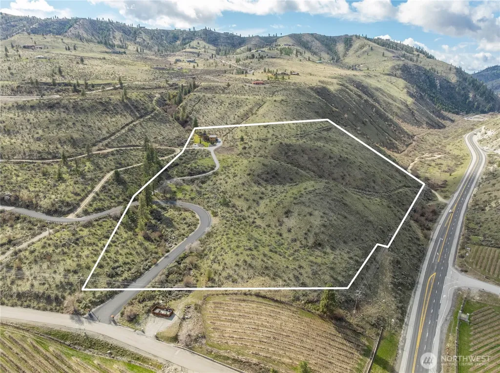 111 Hawks Meadow Road Chelan WA 98816