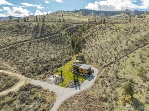 111 Hawks Meadow Road Chelan WA 98816