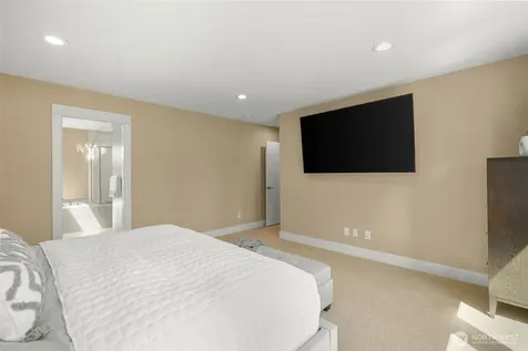 11222 116th Place NE Kirkland WA 98033