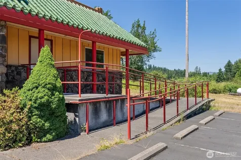 2911 Us Highway 12 Silver Creek WA 98585