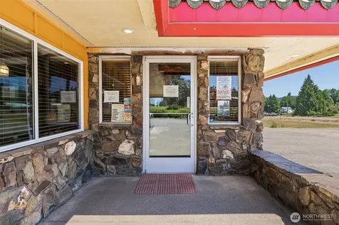 2911 Us Highway 12 Silver Creek WA 98585