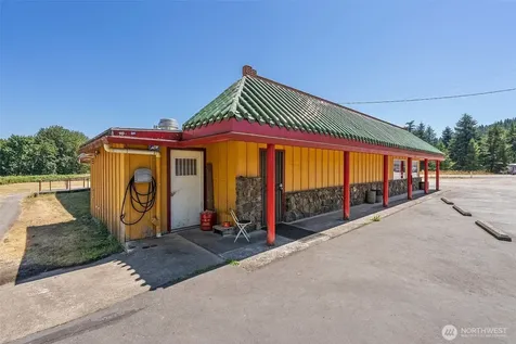 2911 Us Highway 12 Silver Creek WA 98585