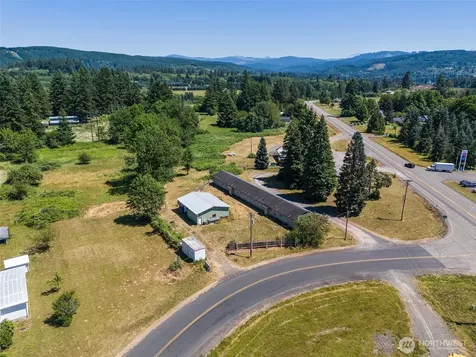2911 Us Highway 12 Silver Creek WA 98585