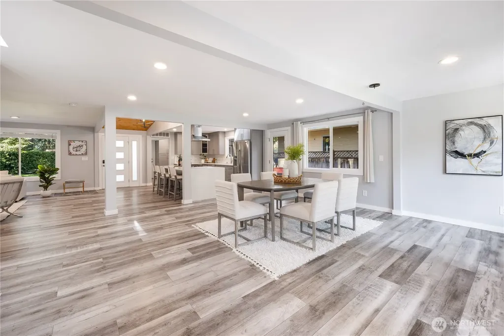 2412 160th Avenue NE Bellevue WA 98008
