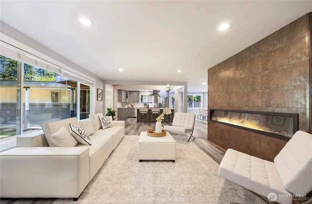2412 160th Avenue NE Bellevue WA 98008