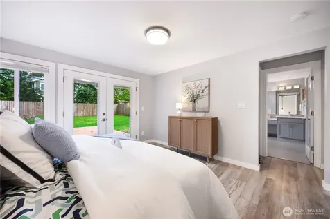 2412 160th Avenue NE Bellevue WA 98008