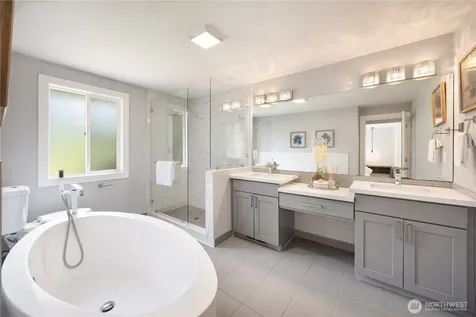 2412 160th Avenue NE Bellevue WA 98008
