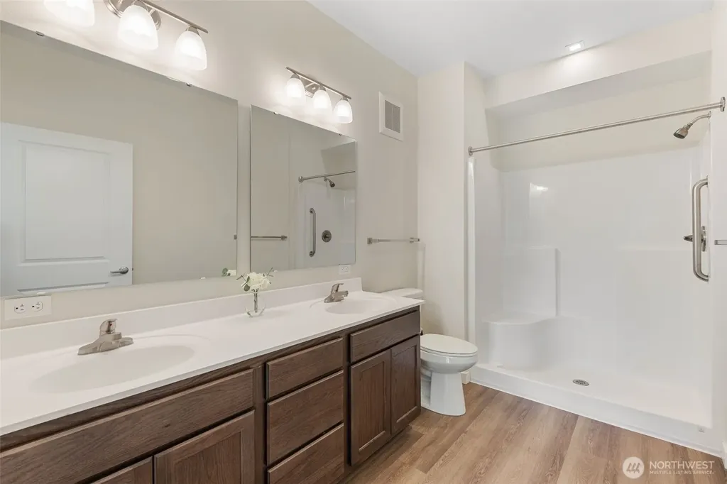 3803 17th Street SW Puyallup WA 98373