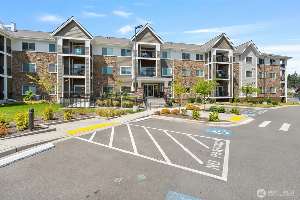 3803 17th Street SW Puyallup WA 98373